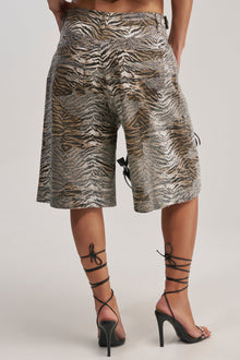 Sisoras FEELING WILD RHINESTONE ZEBRA BERMUDA SHORT