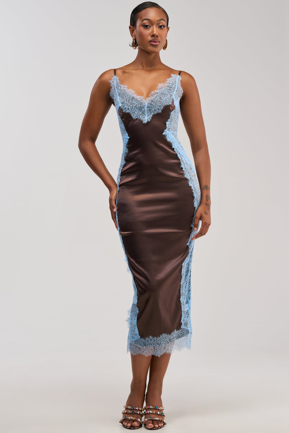 ESSENTIAL LACE TRIM SATIN SLEEVELESS MAXI DRESS IN BROWN