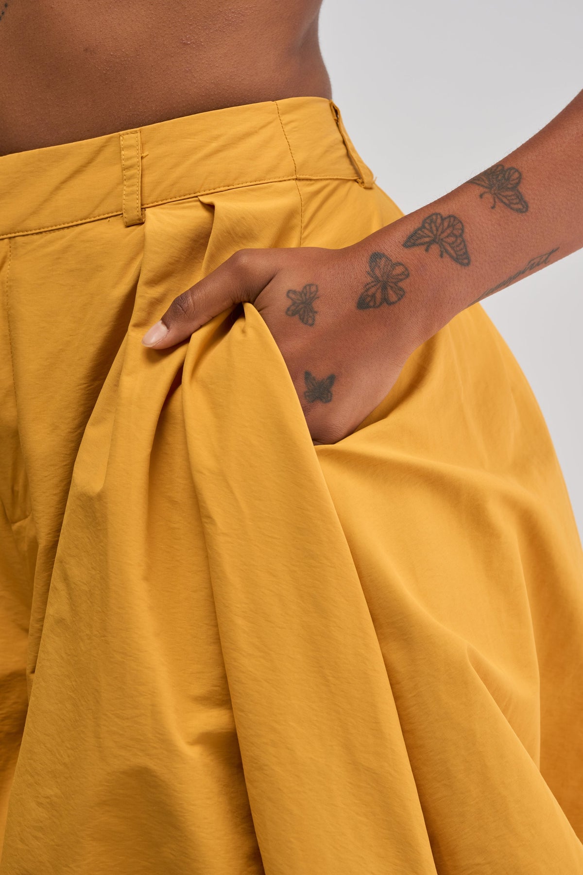 GLOW GAUCHO PANT IN MUSTARD