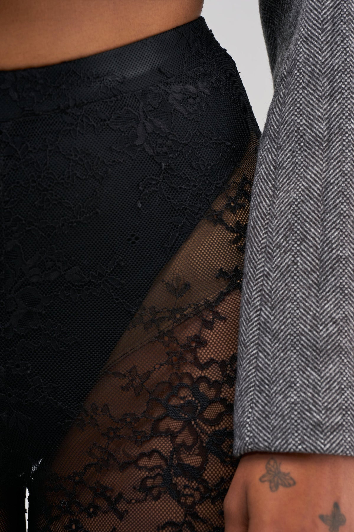 AMELIA LACE STIRRUP LEGGING