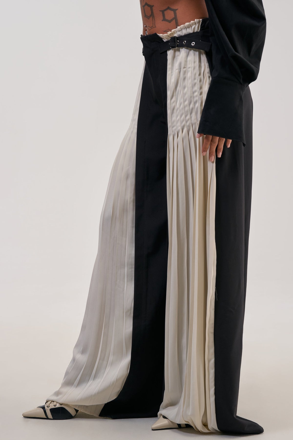 MIXED VIBES TROUSER