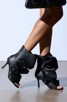 Sisoras AZALEA WANG BIRD SONG SNAP OPEN TOE BOOTIE IN BLACK