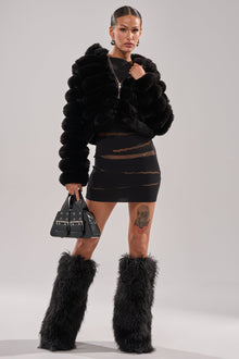 POPCORN FAUX FUR IN BLACK