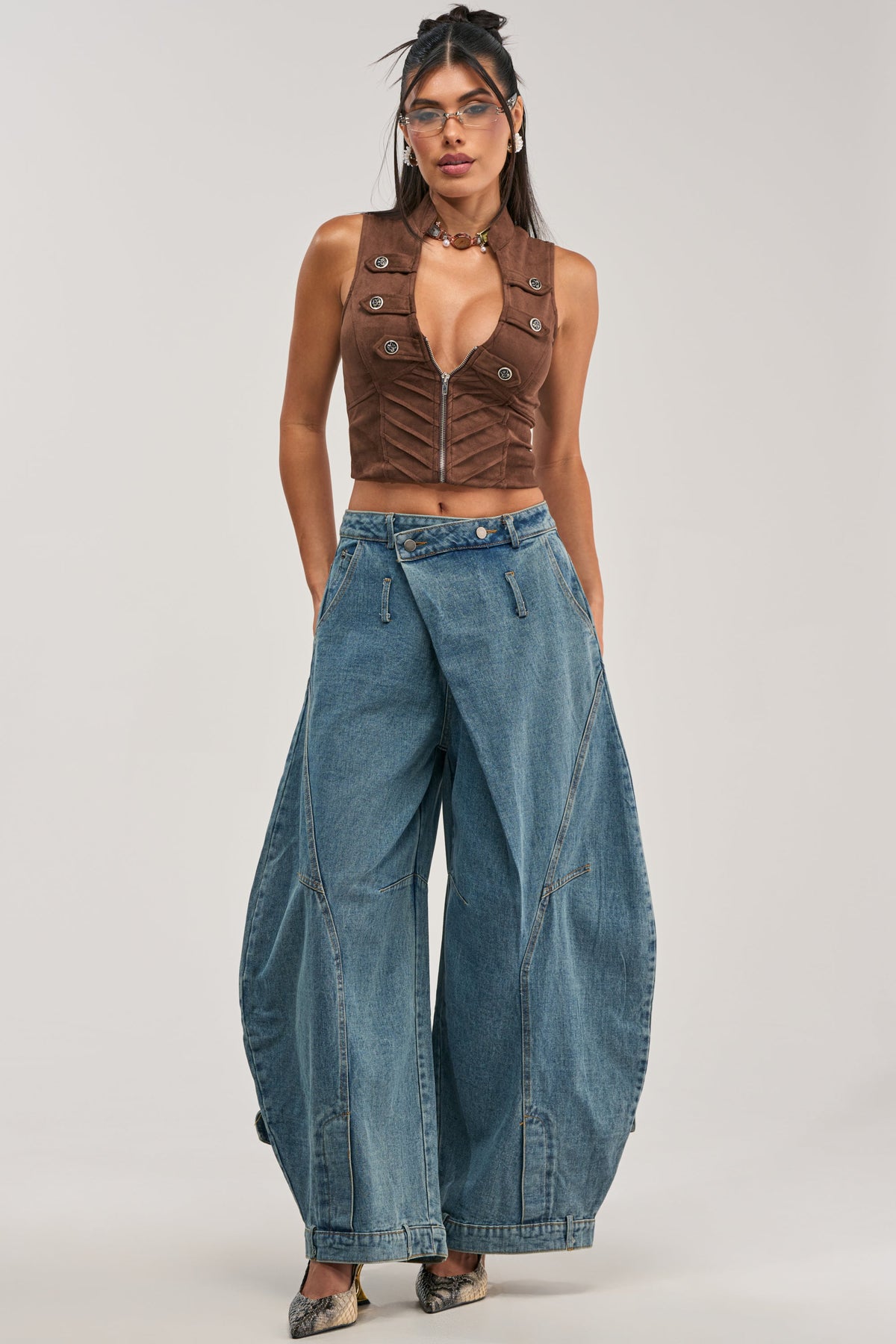 IZZY RELAXED DENIM IN LIGHT BLUE WASH