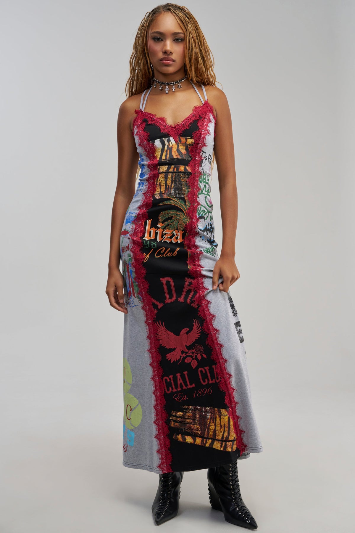 KISS AND TELL MAXI DRESS IN RED MULTI