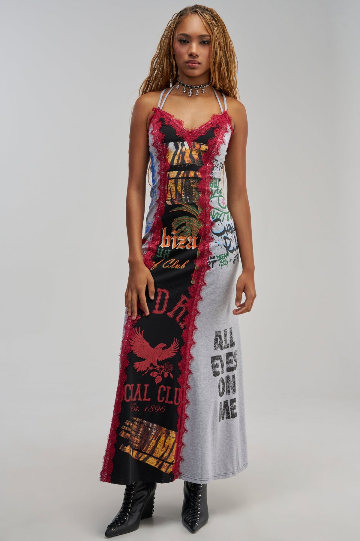 KISS AND TELL MAXI DRESS IN RED MULTI