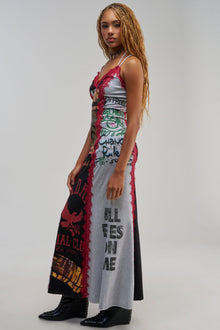 KISS AND TELL MAXI DRESS IN RED MULTI