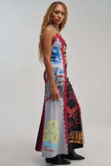 KISS AND TELL MAXI DRESS IN RED MULTI