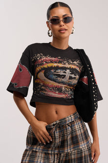 EYES ON THE PRIZE GRAPHIC TEE