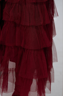 STARS ALIGNED MESH RUFFLE MAXI SKIRT IN BURGUNDY