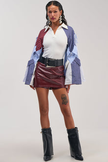 DOUBLE ZIP MINI SKIRT IN BURGUNDY