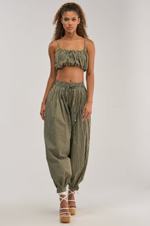 COULD BE DIFF BALLOON PANT