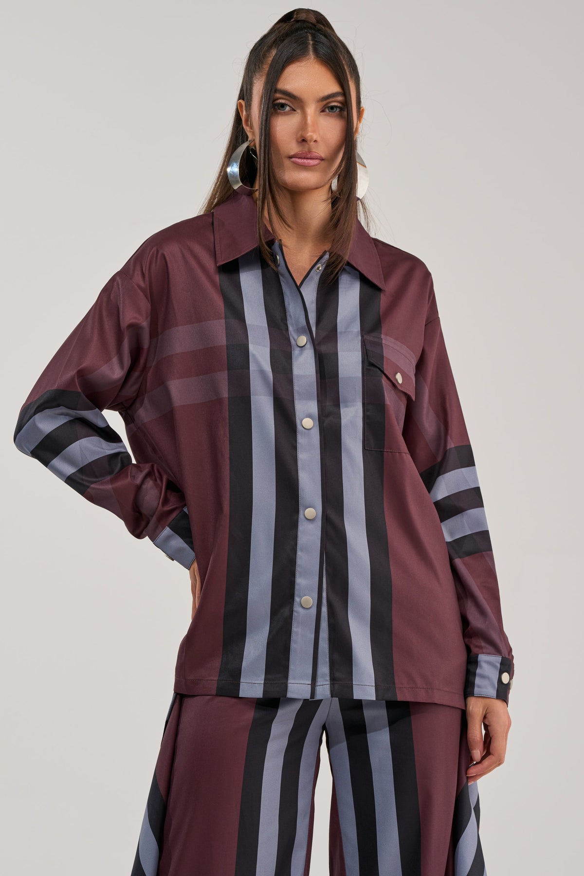 LUXURY LIFE PLAID BUTTON DOWN