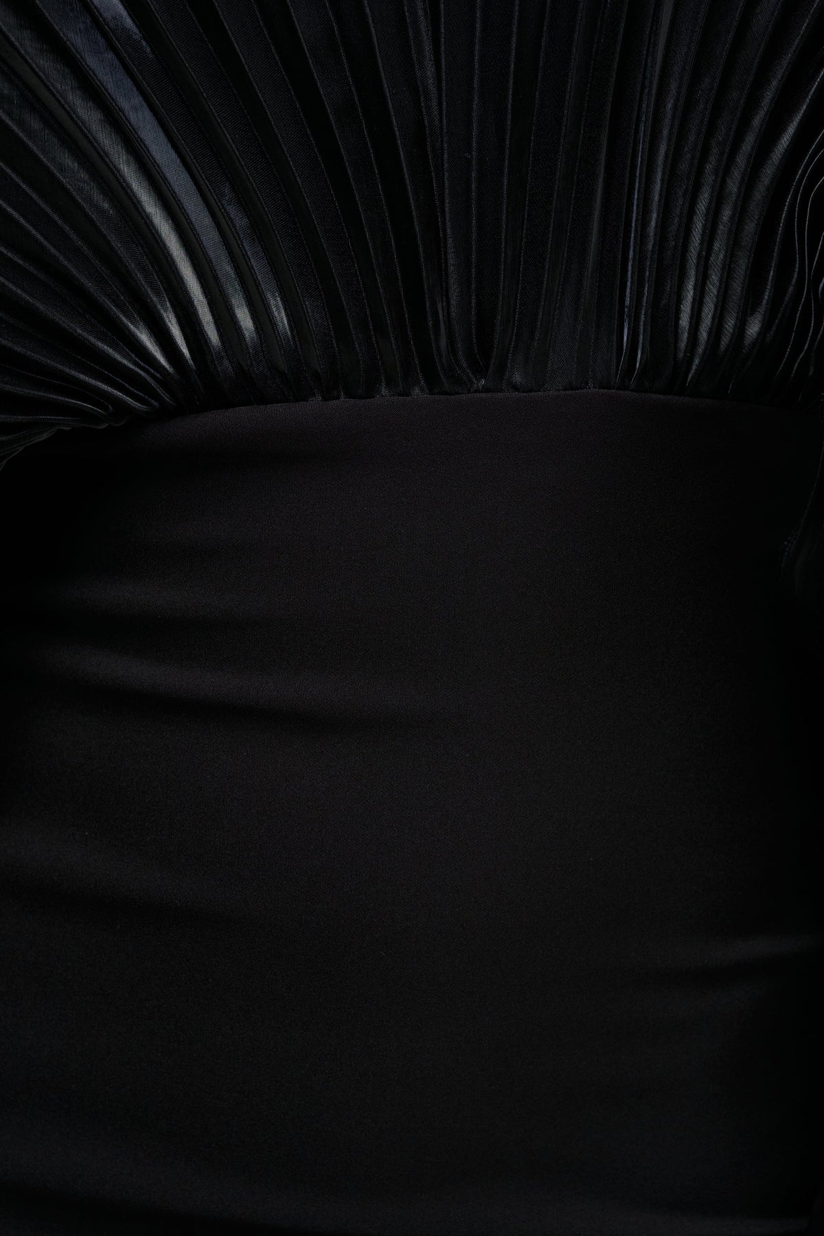 BY THE SEA SHORE BANDAGE MIDI DRESS IN BLACK