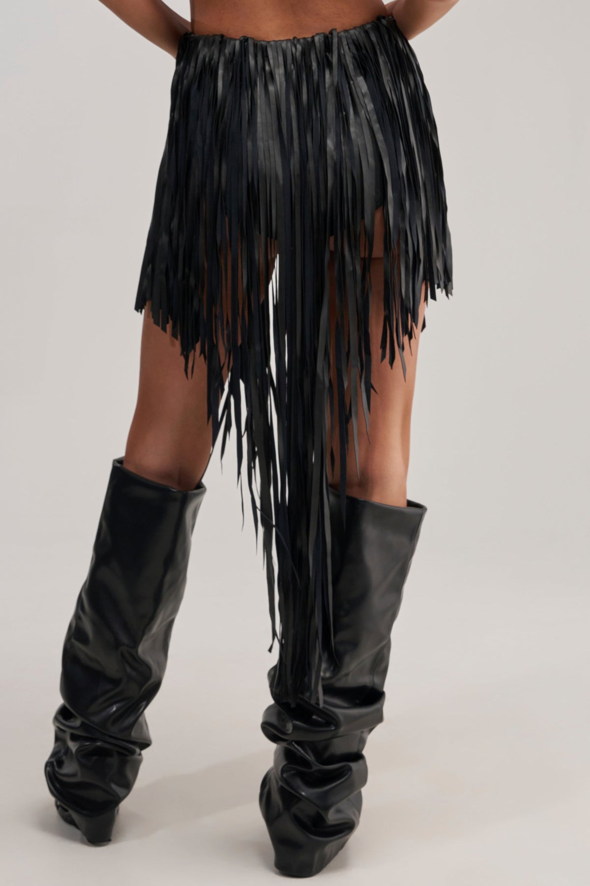 COACHELLA FRINGE SKIRT