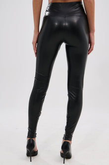 SLIM THICC 4 WAY STRETCH LEGGING IN BLACK