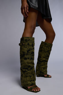 Sisoras AZALEA WANG MARIETTA FOLD OVER OPEN TOE SANDAL BOOT IN CAMO