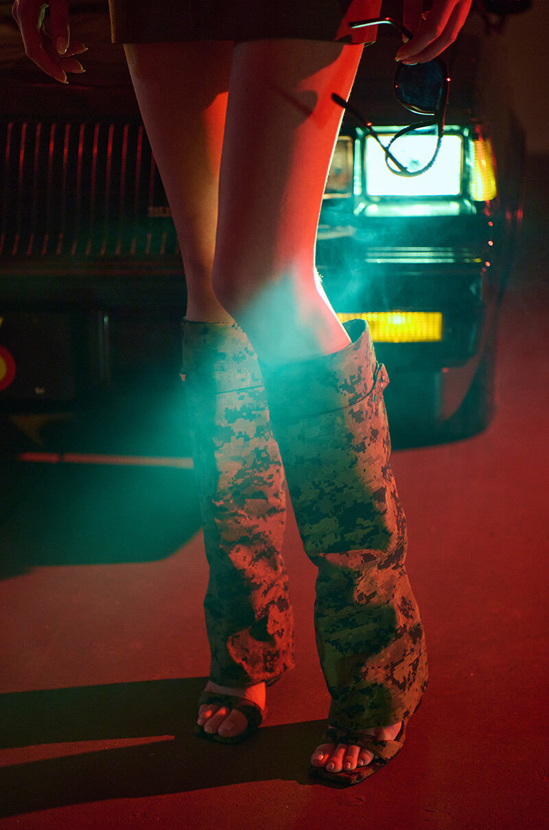 Sisoras AZALEA WANG MARIETTA FOLD OVER OPEN TOE SANDAL BOOT IN CAMO