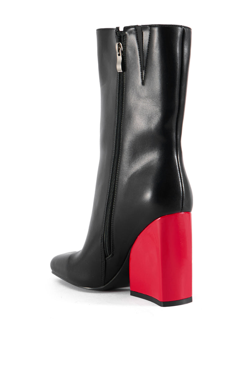 Sisoras AZALEA WANG NOTEBOOK BLACK BOOT