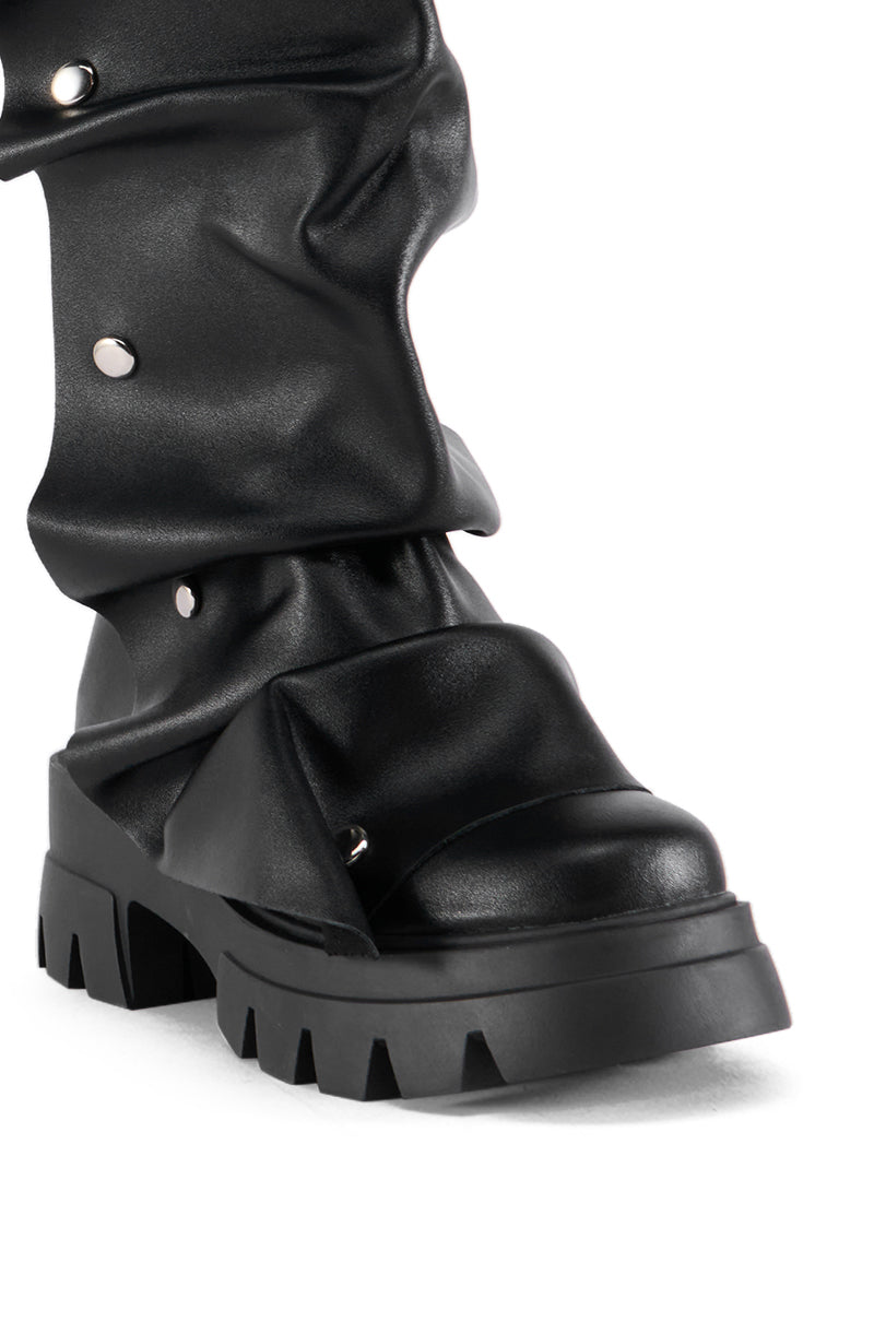 Sisoras AZALEA WANG SYBEL BUTTON FLAT BOOTIE