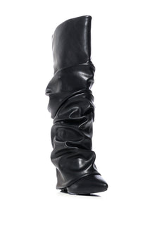 Sisoras AZALEA WANG ZUMMA BLACK RUCHED WEDGE BOOT