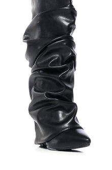 Sisoras AZALEA WANG ZUMMA BLACK RUCHED WEDGE BOOT