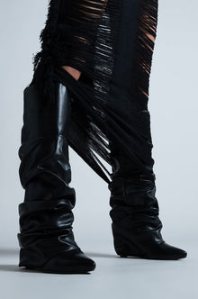 Sisoras AZALEA WANG ZUMMA BLACK RUCHED WEDGE BOOT