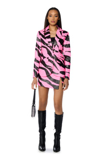 Sisoras SHANT BE TAMED FAUX LEATHER BLAZER