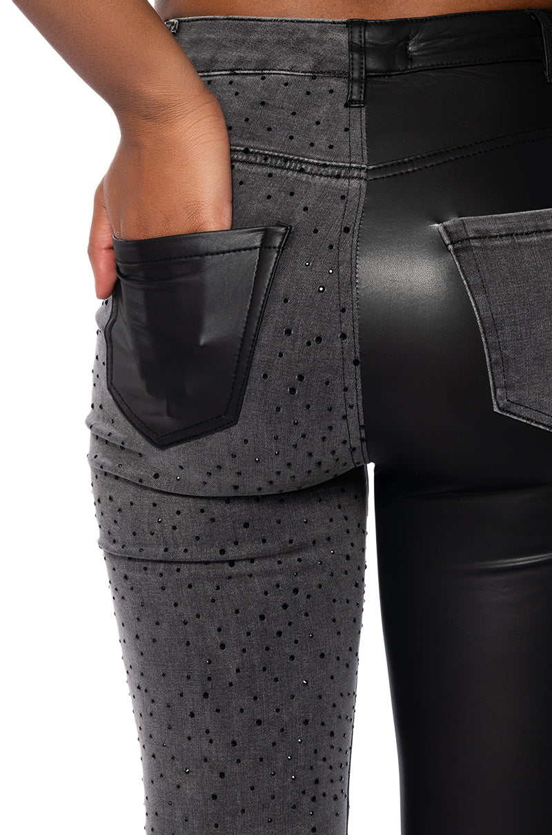 Sisoras EXTREME STRETCH EMBELLISHED SKINNY JEANS