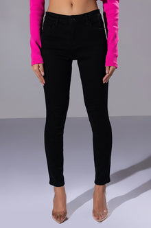 FLEX-FIT HIGH WAISTED SUPER STRETCHY SKINNY JEANS IN BLACK