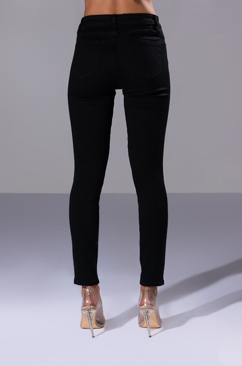 FLEX-FIT HIGH WAISTED SUPER STRETCHY SKINNY JEANS IN BLACK