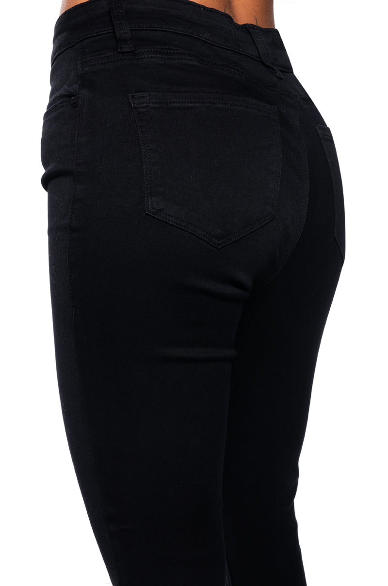 FLEX-FIT HIGH WAISTED SUPER STRETCHY SKINNY JEANS IN BLACK