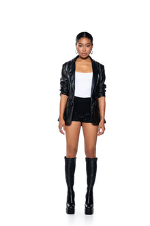 LINE UP EMBELLISHED CLUB SHORTS