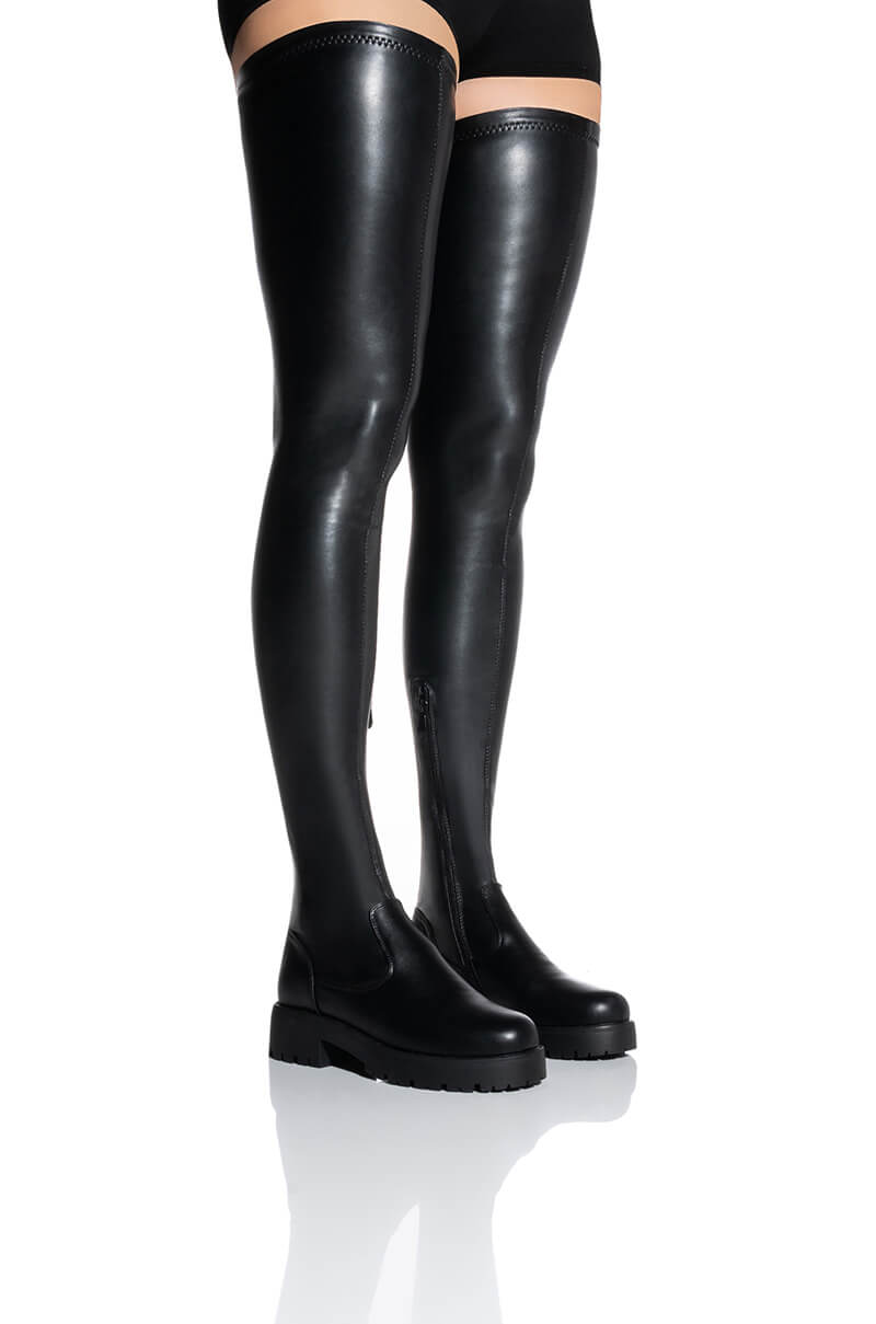 Sisoras **SLIM FIT** AZALEA WANG SURGICAL FLATFORM BOOT IN STRETCH PU